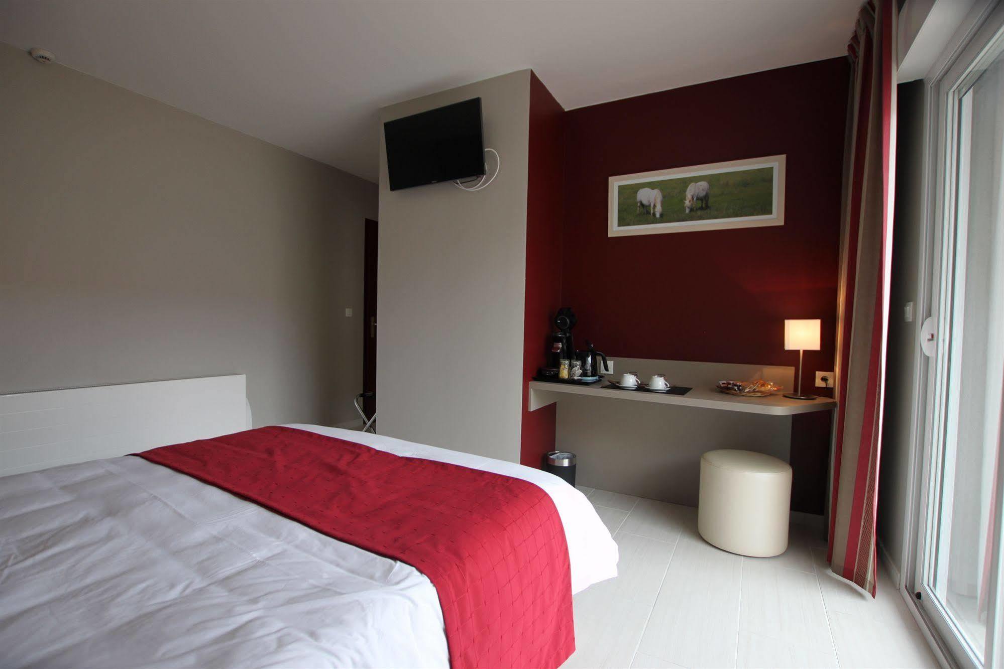 Hotel Le Cheval Blanc 康村 外观 照片